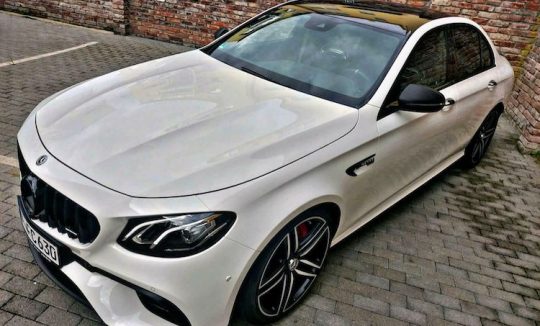 Mercedes E63S AMG mieten in Hagen