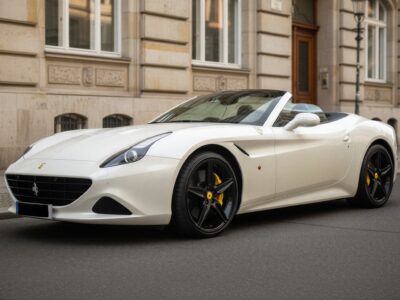 Ferrari California T mieten in Berlin hero