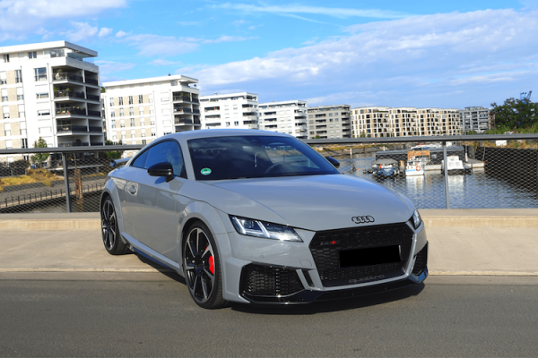 Audi TT RS mieten in Frankfurt