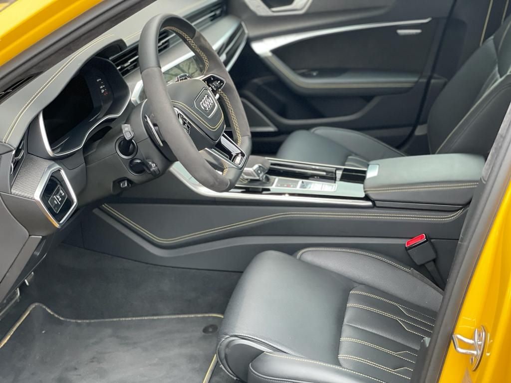 Audi RS6 Performance mieten in Dortmund