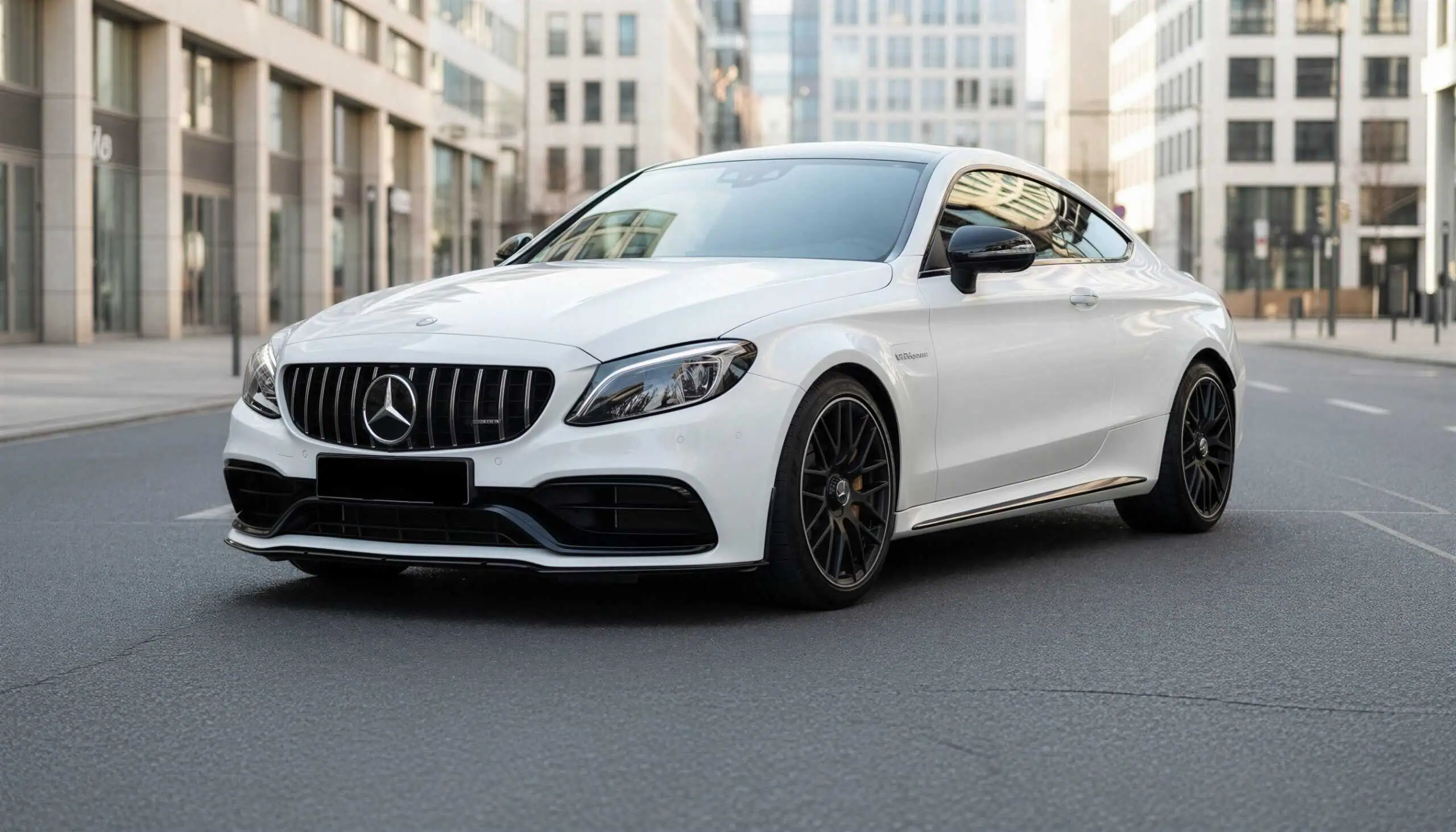 Mercedes C63S AMG mieten in Dortmund hero