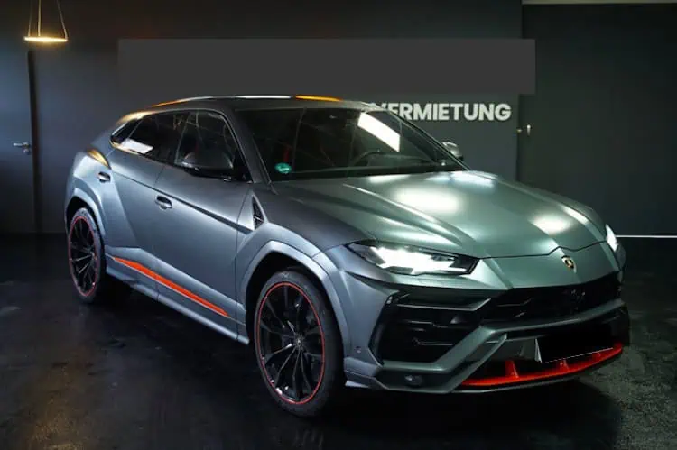 Lamborghini Urus mieten in Dortmund