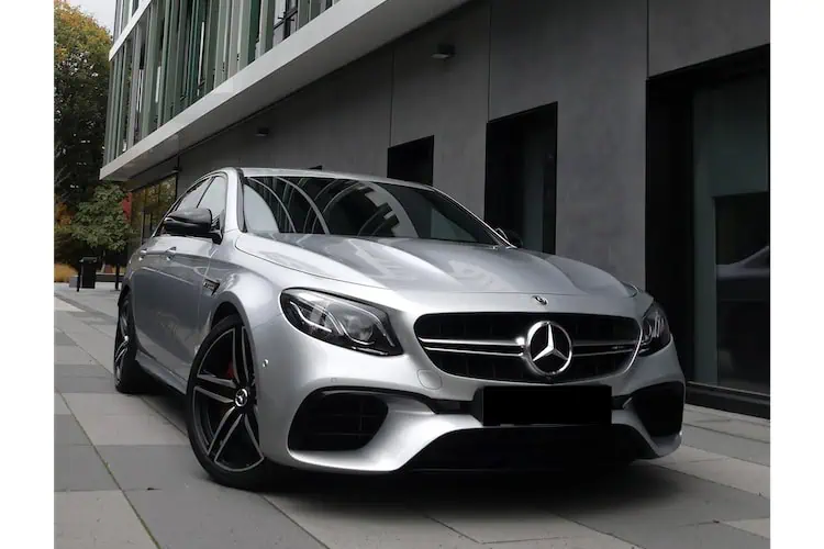 Mercedes E63s AMG mieten in Gießen