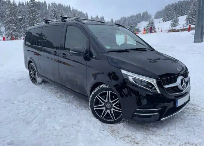 Mercedes V300 Extralong mieten in München