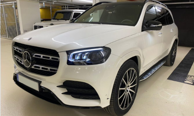 Mercedes-Maybach GLS580 mieten in München