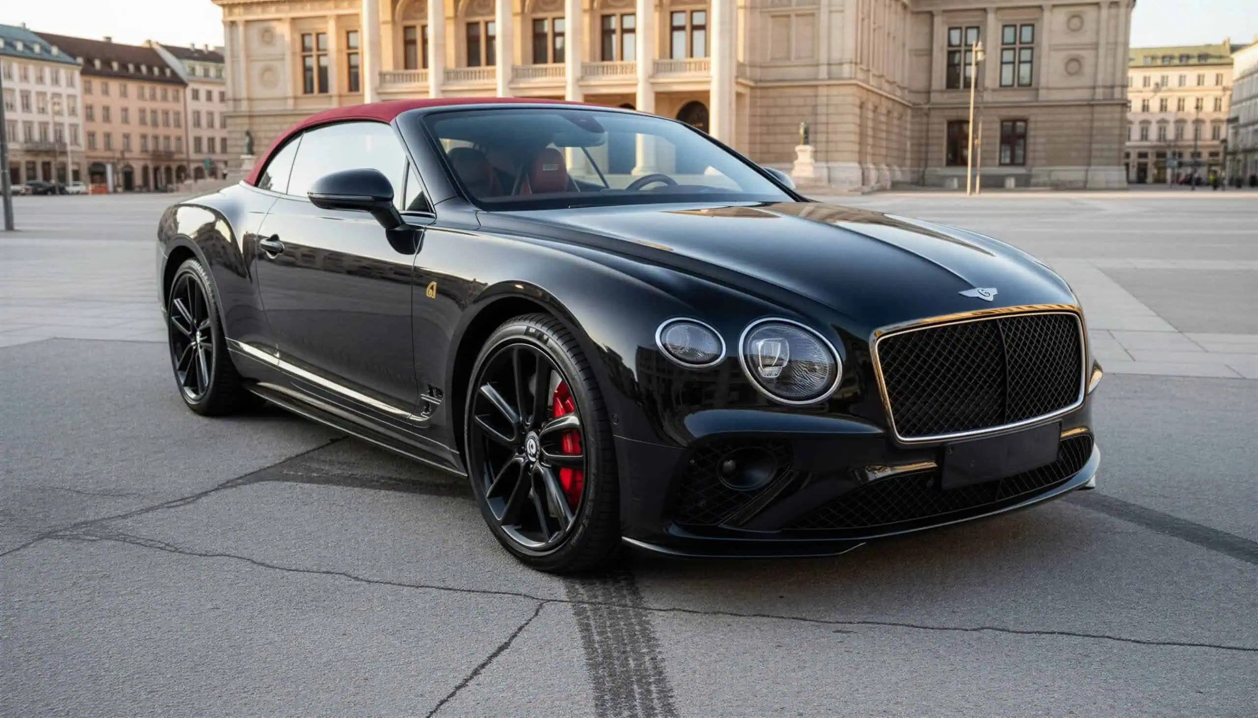 Bentley Continental GTC W12 Number 1 mieten in München hero