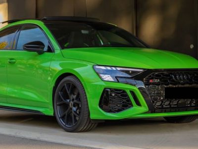 Audi RS3 Limousine mieten in Stuttgart