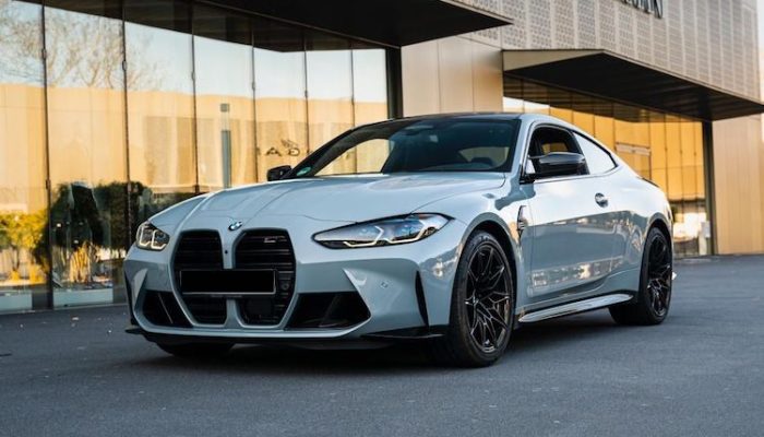 BMW M4 Competition mieten in Stuttgart