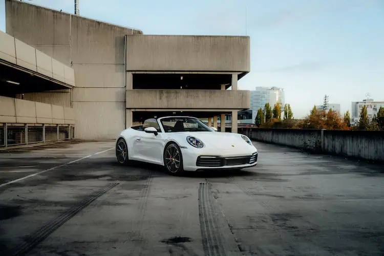 Porsche 911 Carrera S Cabrio mieten in Stuttgart