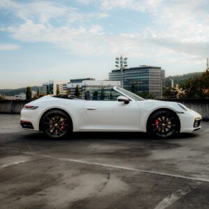 Seitenansicht vom Porsche Carrera S Cabrio in Stuttgart