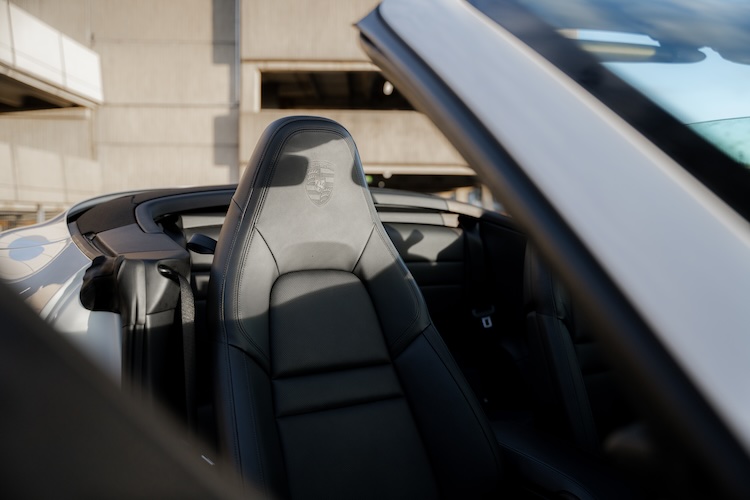 Sitze vom Porsche Carrera S Cabrio in Stuttgart