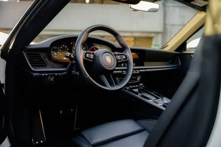 Interior vom Porsche Carrera S Cabrio in Stuttgart