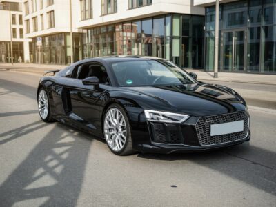 Audi R8 V10 plus hero