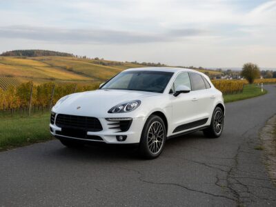 Porsche Macan mieten bei Trier hero