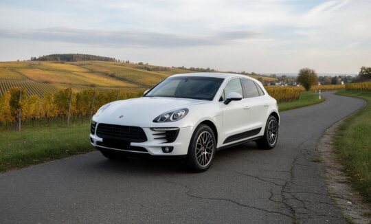 Porsche Macan mieten bei Trier hero