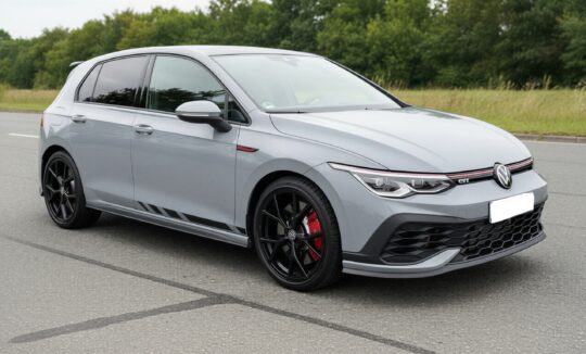 VW Golf 8 GTI Clubsport mieten in Hamm