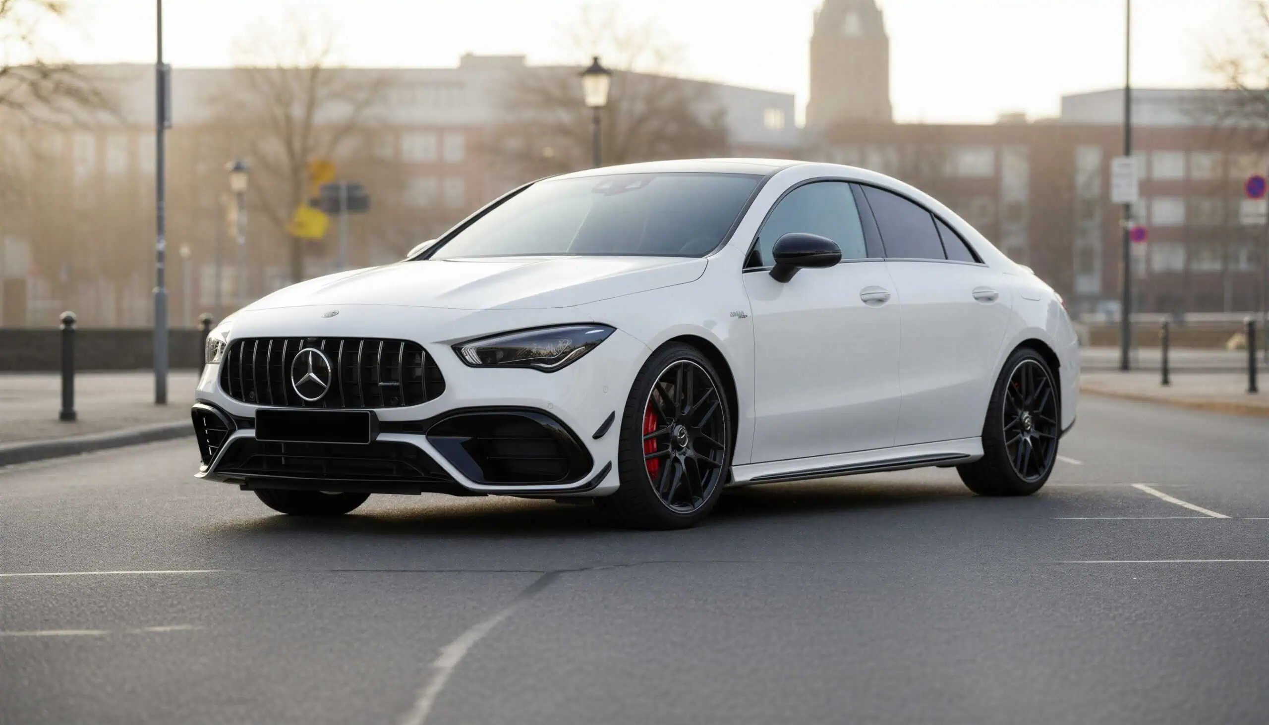 Mercedes CLA 45s AMG mieten in Dortmund hero