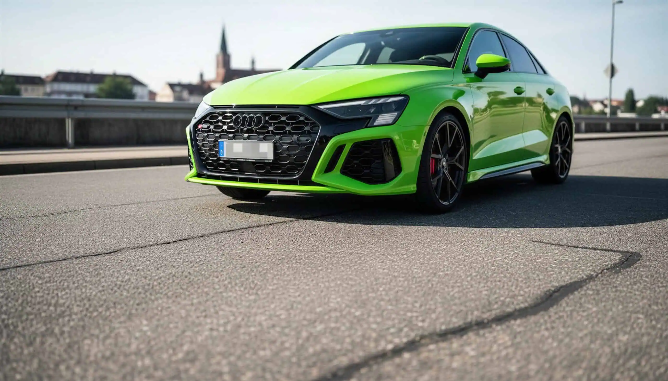 Audi RS3 Limousine mieten in Ulm hero