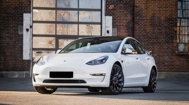 Tesla Model 3 Performance miten in München