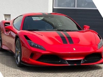 Ferrari F8 Tributo mieten in Kassel