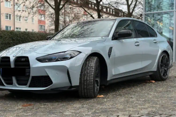 BMW M3 Competition mieten in München