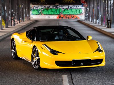 Ferrari 458 Italia mieten in Hamburg