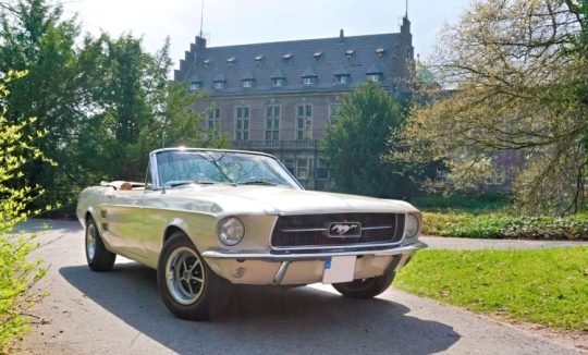 Ford Mustang GT Cabrio 1967 Oldtimer mieten in Dortmund
