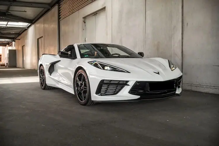 Corvette C8 Stingray 3LT mieten in Frankfurt