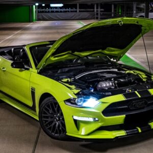 Frontansicht vom Ford Mustang GT Cabrio in Köln