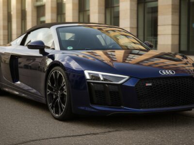 Audi R8 V10 Spyder Quattro hero