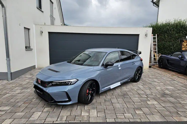 Honda Civic Type R FL5 mieten in Düsseldorf