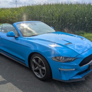 Frontansicht vom Ford Mustang GT Premium Cabrio in Hannover