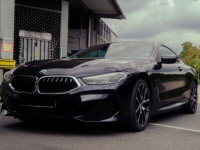 BMW M840i mieten in Darmstadt
