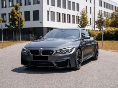 BMW M4 Coupe mieten in München