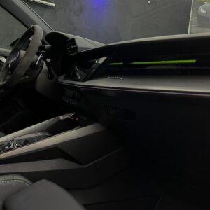 Innenraum vorne vom Audi RS3 in Kassel