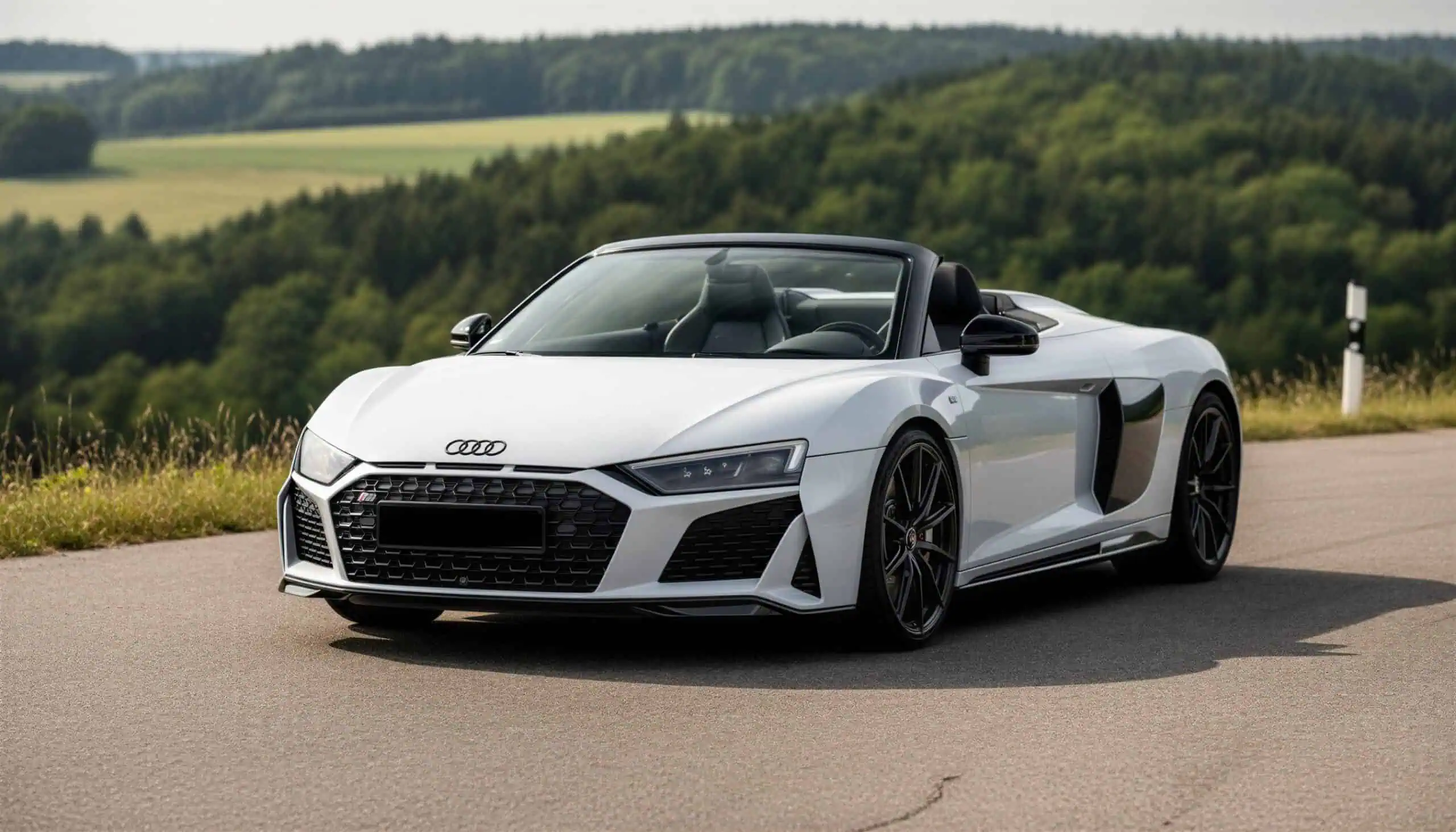 Audi R8 Performance Spyder hero