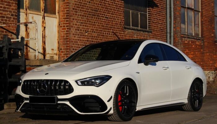 Mercedes CLA 45s AMG mieten in Dortmund