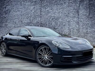 Porsche Panamera 4S mieten in Freiburg