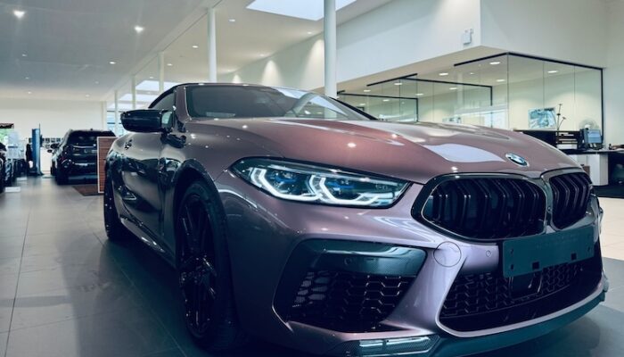 BMW M8 Cabrio mieten in Kassel