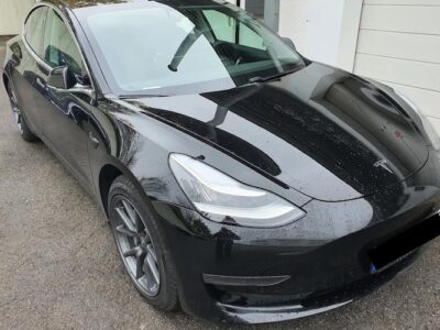 Tesla Model 3 mieten in Paderborn