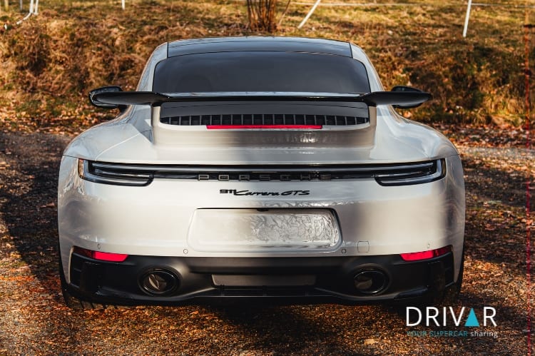 Heckansicht vom Porsche 992 Carrera GTS in Kassel