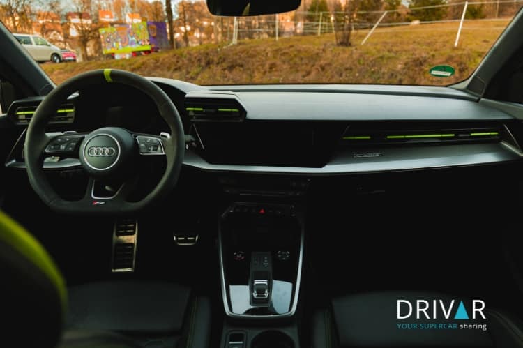 Interieur vom Audi RS3 Limousine in Kassel