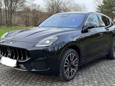 Maserati Grecale mieten in Koblenz