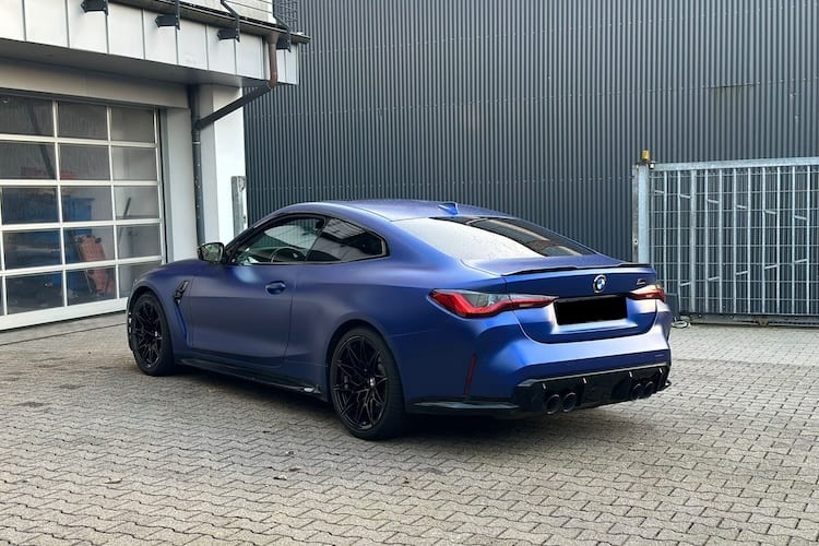Seitenansicht vom BMW M4 Competition in Dortmund