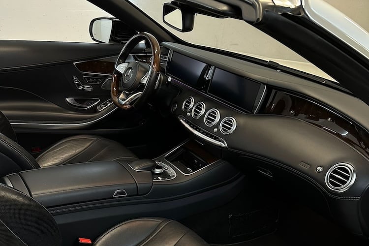 Interieur vom Mercedes S500 Cabrio in München