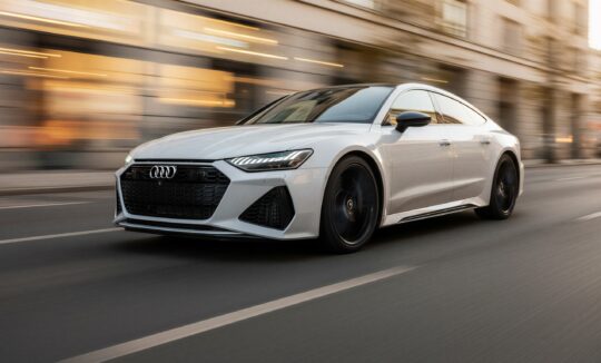 Audi RS7 mieten in Berlin Hero