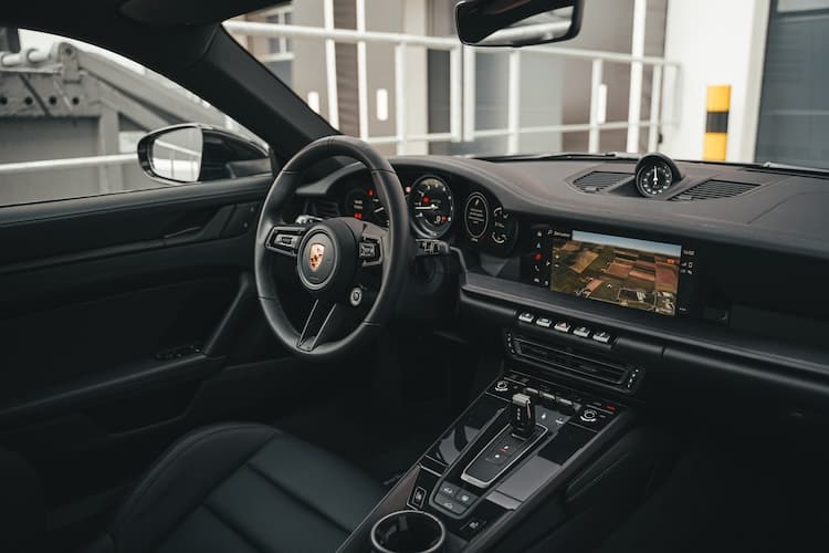 Interieur vom Porsche 992 Carrera GTS in Ingolstadt
