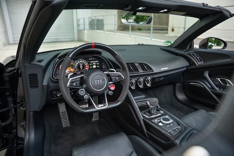Interior vom Audi R8 Spyder Performance in Stuttgart