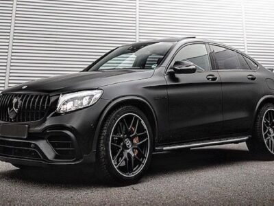 Seitenansicht von Mercedes GLC63 S AMG mieten in Dortmund
