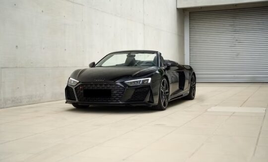 Audi R8 Performance Spyder mieten in Stuttgart